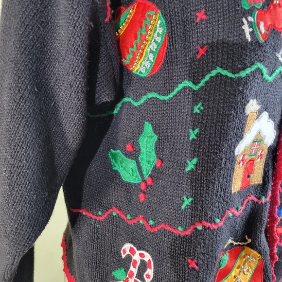 Womans Nutcracker Christmas Cardigan Cute Appliques Red Trim Size Large - Picture 4 of 13